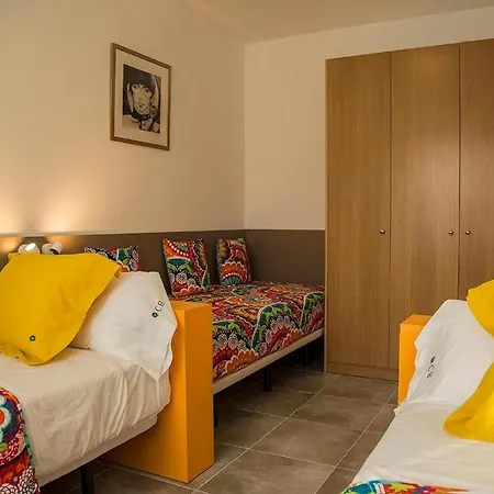 Modernes Einfamilienhaus Mit Pool Holiday home